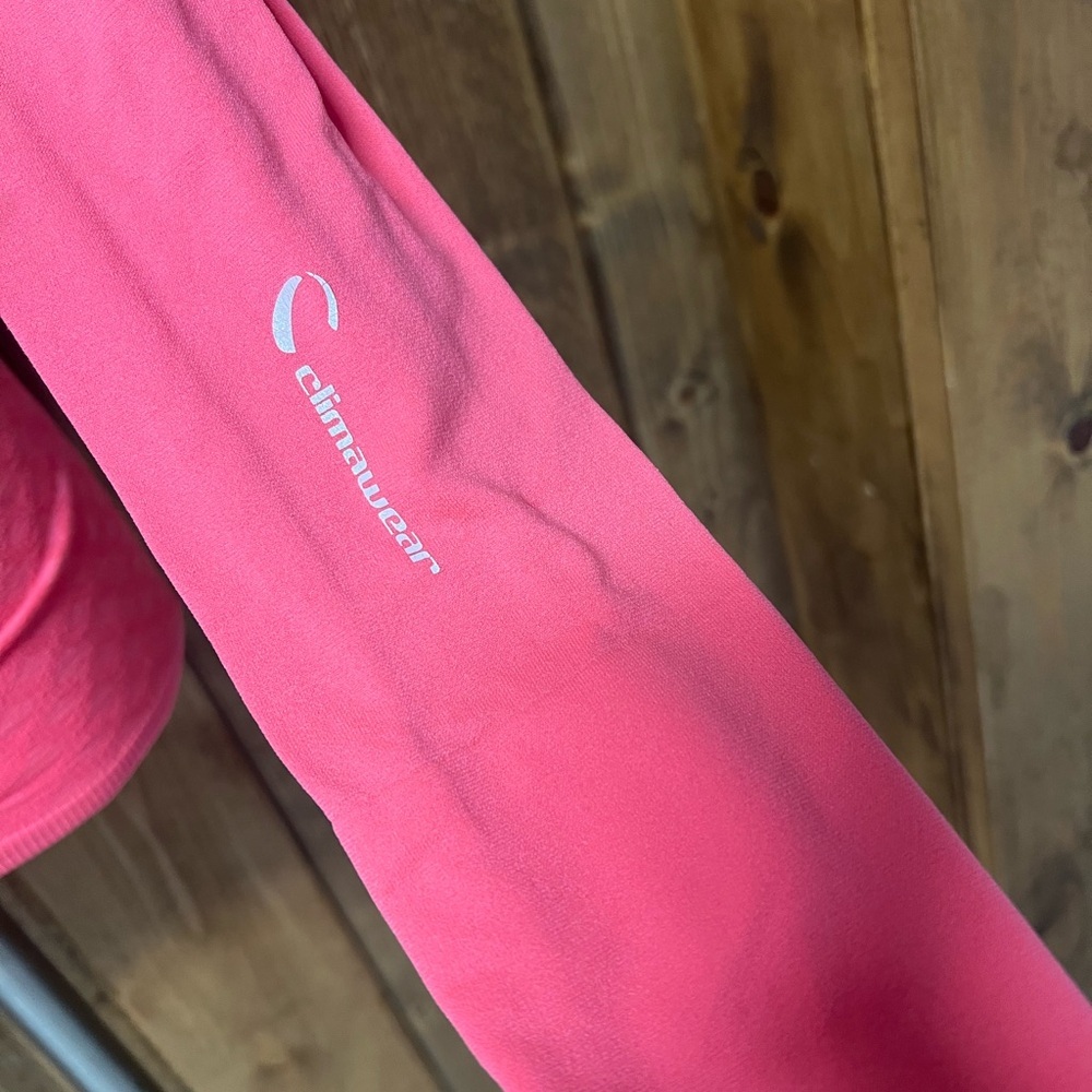 Climawear Hot Coral Pink Workout Compression Long Sleeve Shirt Thumb Holes - Picture 3 of 7